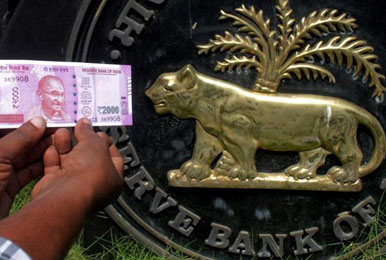 एनपीए 10000 अरब रुपए के पार, RBI ने मर्चेंट बैंकरों पर फोड़ा ठीकरा