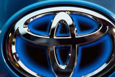 टोयोटा के लिए खुशनुमा रहा नवंबर, 13 फीसदी बढ़ी बिक्री