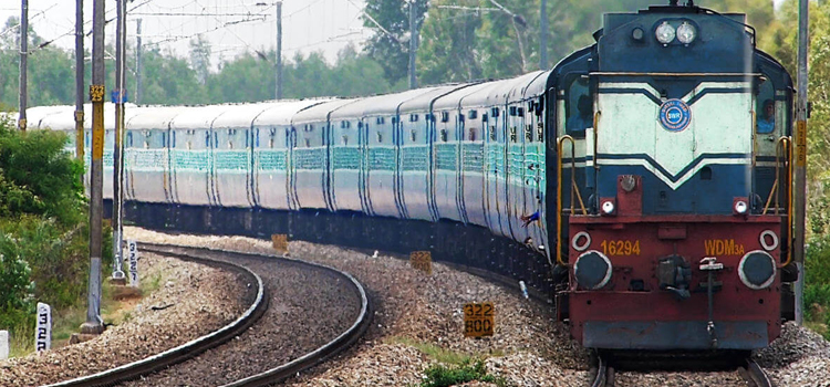 रेलवे होगा और अमीर, एक नजर में पढ़ेें रेल बजट 2018 की सभी प्रमुख बातें